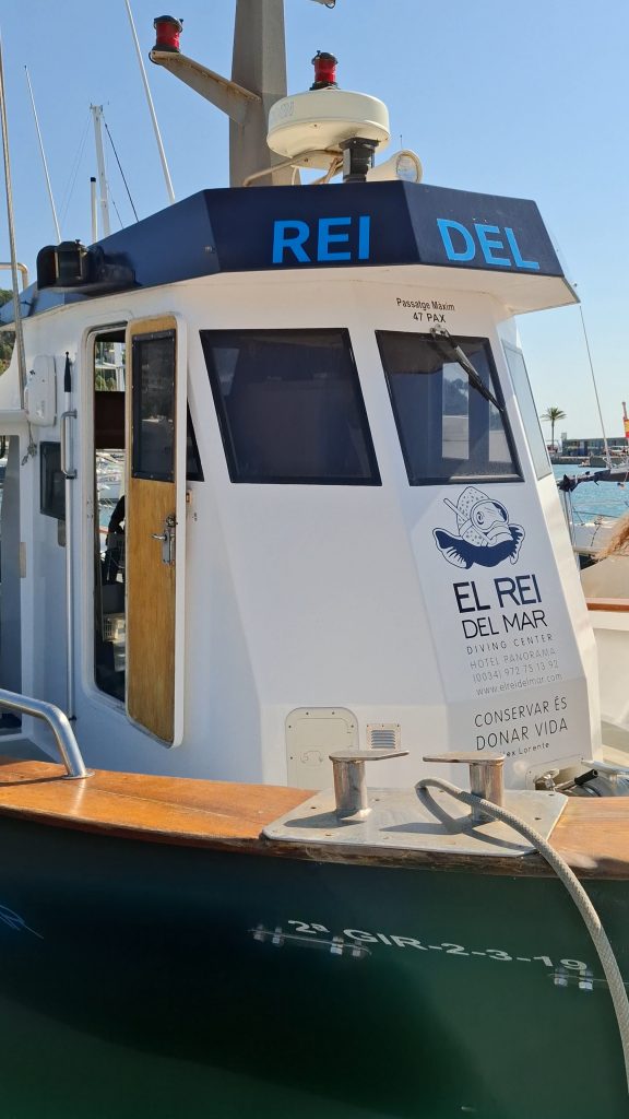 Embarcación de buceo del Rei del Mar