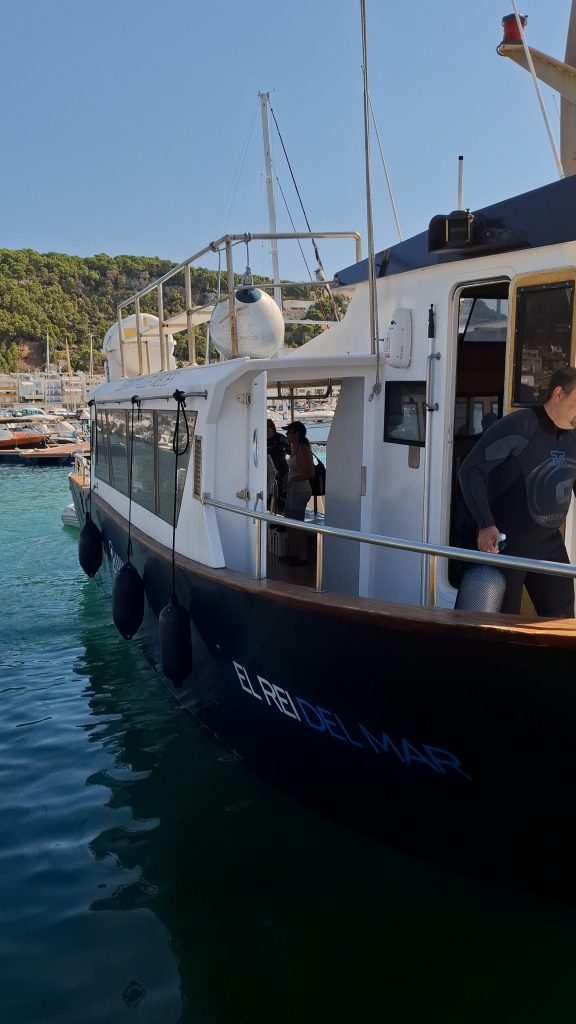 Embarcación de buceo del Rei del Mar